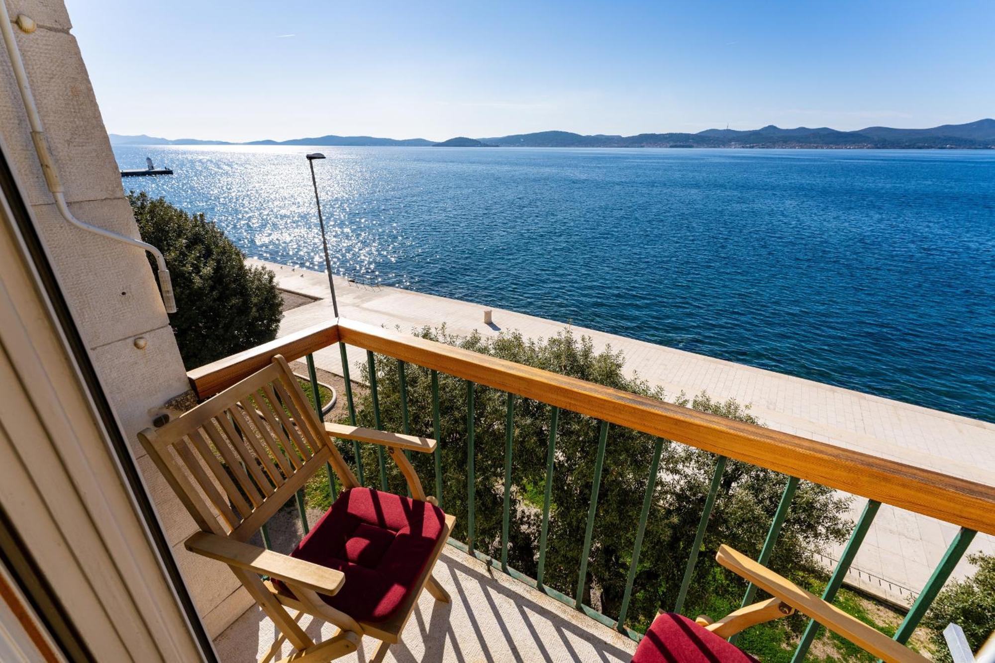 My Dalmatia - Sea View Apartment Riva Zadar Eksteriør billede